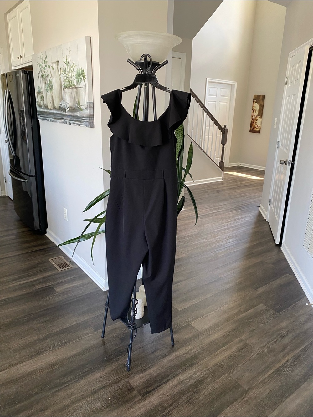 etik@ NWOT Black Ruffle Scoop Neck Crepe Jumpsuit - Size L